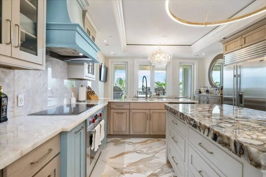 Квартира, 2497 м², 4 100 000$ — FAKTOR